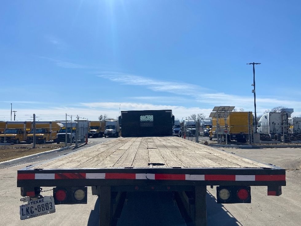 Flatbed Truck-Light and Medium Duty Trucks-Freightliner-2019-M2-San Antonio-TX-163,171\n\t\tmiles-$ 46,750 - Image 7