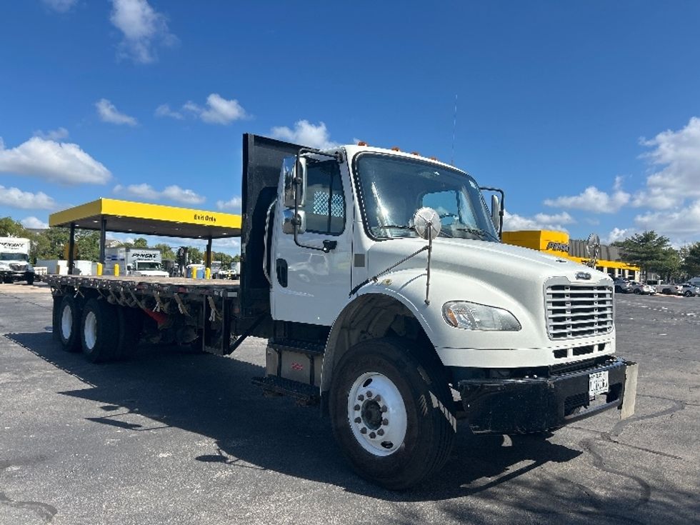 Flatbed Truck-Light and Medium Duty Trucks-Freightliner-2019-M2-San Antonio-TX-213,775\n\t\tmiles-$ 61,250 - Image 1
