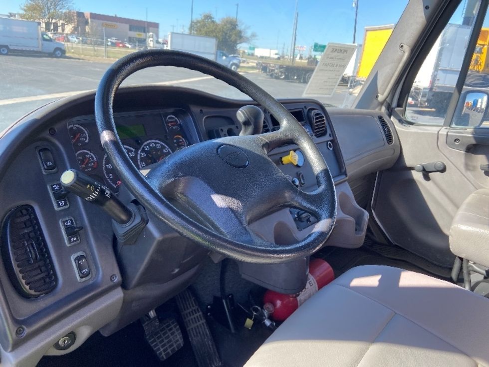 Flatbed Truck-Light and Medium Duty Trucks-Freightliner-2019-M2-San Antonio-TX-2,265\n\t\tmiles-$ 62,250 - Image 13