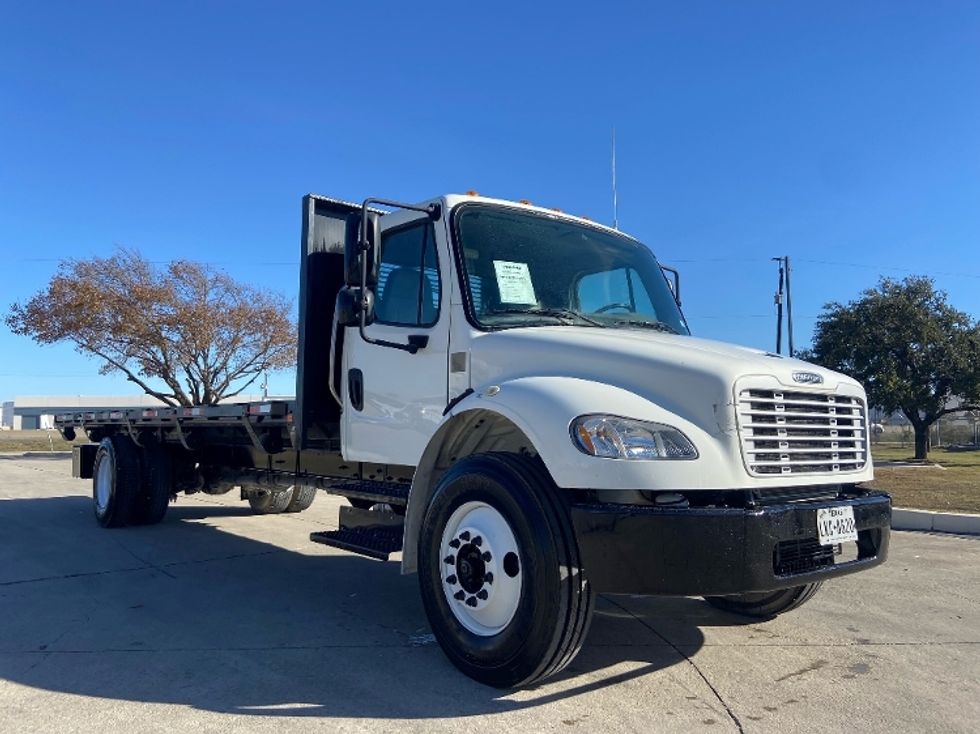 Flatbed Truck-Light and Medium Duty Trucks-Freightliner-2019-M2-San Antonio-TX-2,265\n\t\tmiles-$ 62,250 - Image 3