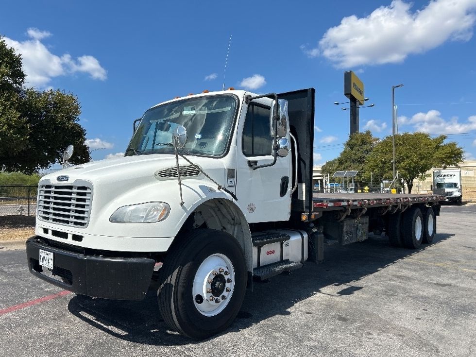 Flatbed Truck-Light and Medium Duty Trucks-Freightliner-2019-M2-San Antonio-TX-260,131\n\t\tmiles-$ 51,500 - Image 3