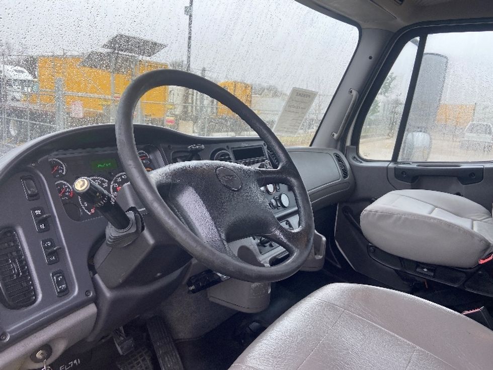 Flatbed Truck-Light and Medium Duty Trucks-Freightliner-2019-M2-San Antonio-TX-366,618\n\t\tmiles-$ 20,500 - Image 13