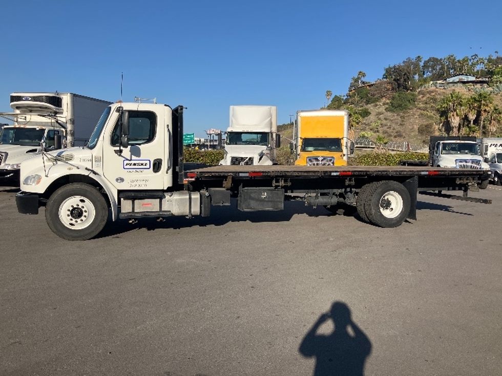 Flatbed Truck-Light and Medium Duty Trucks-Freightliner-2019-M2-San Diego-CA-120,867\n\t\tmiles-$ 63,750 - Image 4