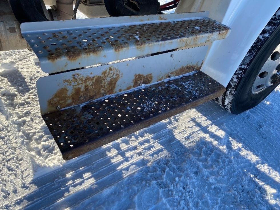 Flatbed Truck-Light and Medium Duty Trucks-Freightliner-2019-M2-Saskatoon-SK-163,225\n\t\tkm-$ 70,500 - Image 27