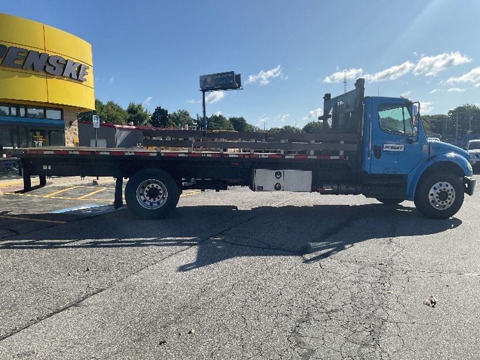Flatbed Truck-Light and Medium Duty Trucks-Freightliner-2019-M2-Springfield-MA-112,262\n\t\tmiles-$ 43,250 - Image 12