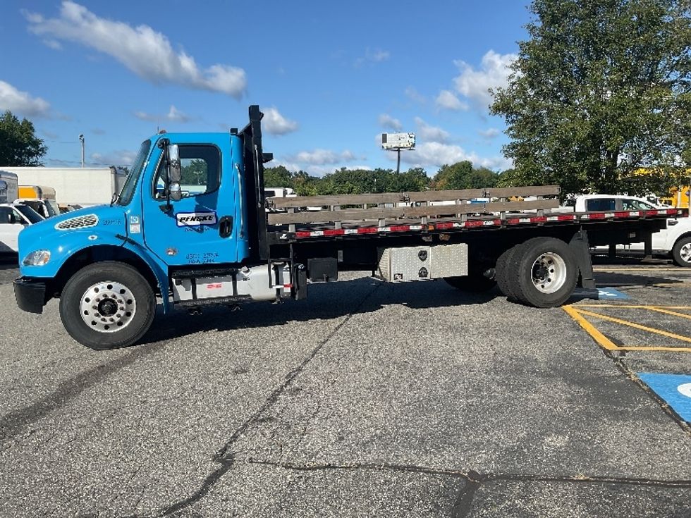 Flatbed Truck-Light and Medium Duty Trucks-Freightliner-2019-M2-Springfield-MA-112,262\n\t\tmiles-$ 43,250 - Image 4