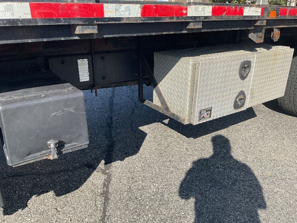 Flatbed Truck-Light and Medium Duty Trucks-Freightliner-2019-M2-Springfield-MA-112,262\n\t\tmiles-$ 43,250 - Image 5