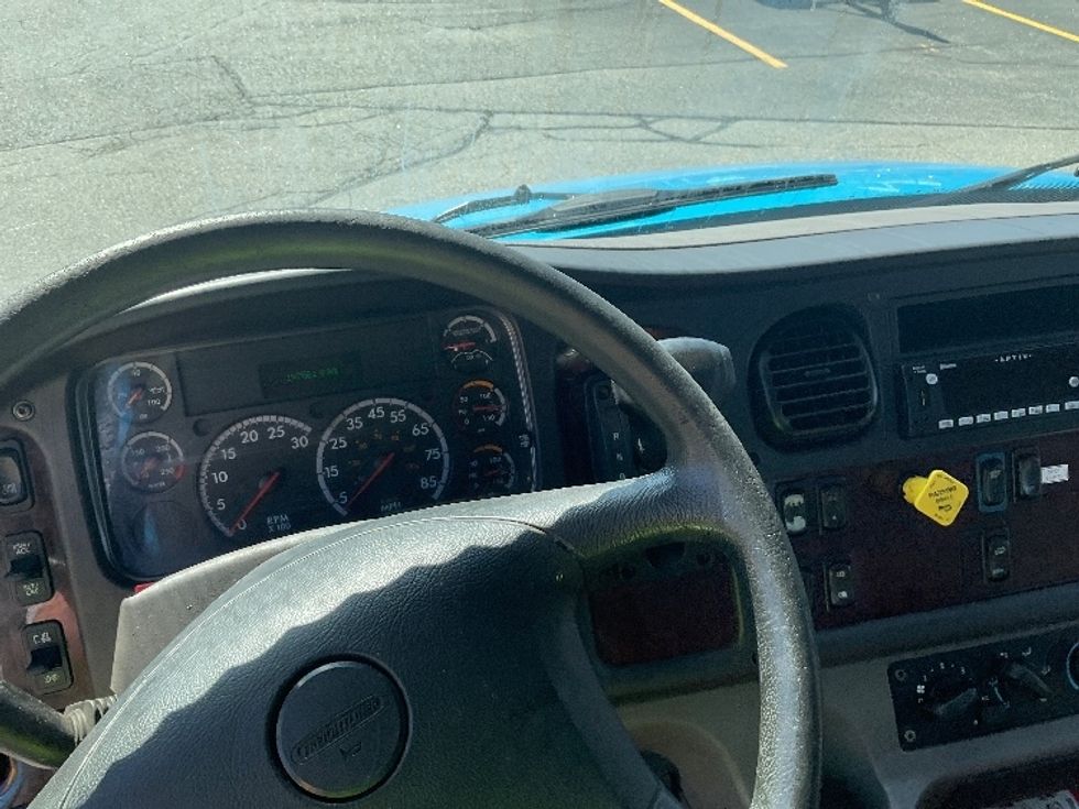 Flatbed Truck-Light and Medium Duty Trucks-Freightliner-2019-M2-Springfield-MA-197,581\n\t\tmiles-$ 34,250 - Image 17