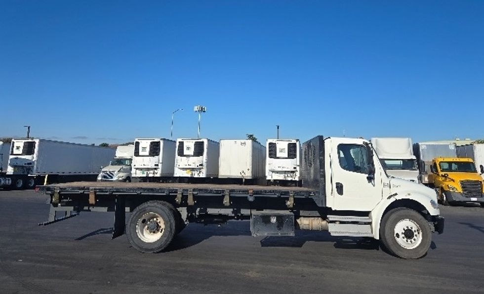 Flatbed Truck-Light and Medium Duty Trucks-Freightliner-2019-M2-Stockton-CA-243,097\n\t\tmiles-$ 37,250 - Image 10