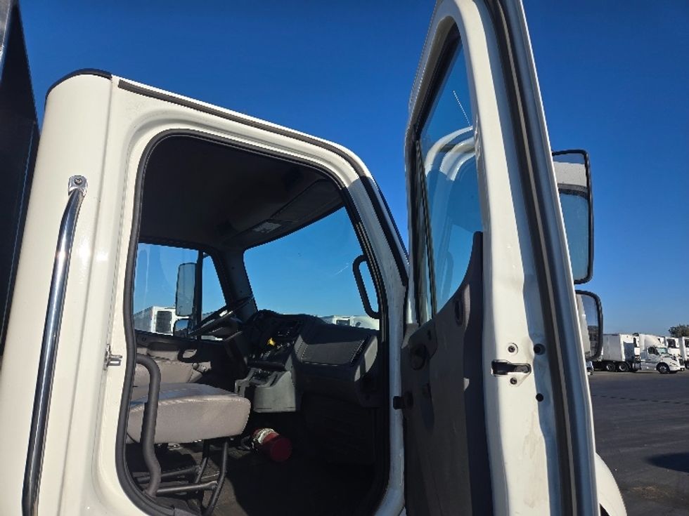 Flatbed Truck-Light and Medium Duty Trucks-Freightliner-2019-M2-Stockton-CA-243,097\n\t\tmiles-$ 37,250 - Image 15