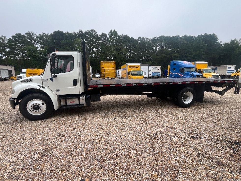 Flatbed Truck-Light and Medium Duty Trucks-Freightliner-2019-M2-Suwanee-GA-231,348\n\t\tmiles-$ 41,500 - Image 4