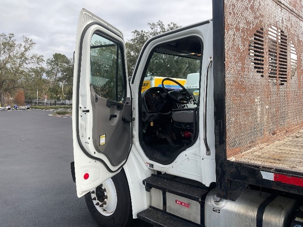 2019 Freightliner M2 106 Medium Duty photo 13