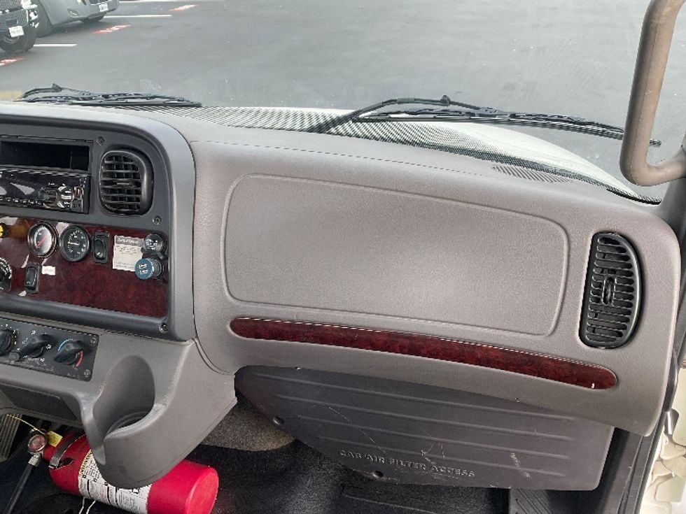 2019 Freightliner M2 106 Medium Duty photo 18