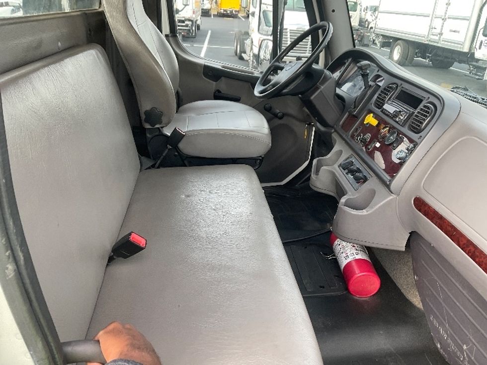 2019 Freightliner M2 106 Medium Duty photo 19