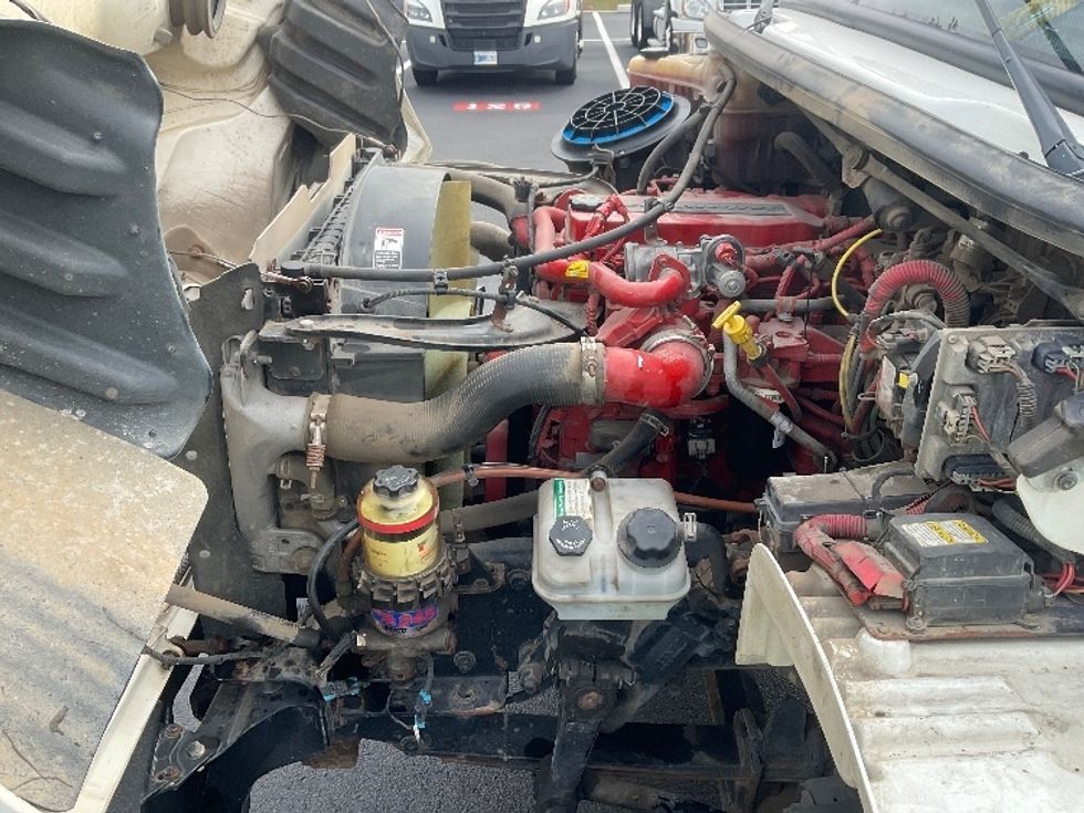 Flatbed Truck-Light and Medium Duty Trucks-Freightliner-2019-M2-Tampa-FL-118,695\n\t\tmiles-$ 67,000 - Image 23