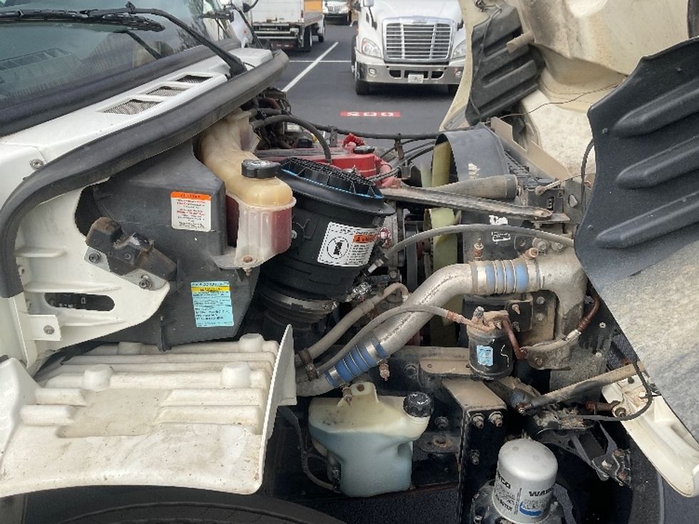 Flatbed Truck-Light and Medium Duty Trucks-Freightliner-2019-M2-Tampa-FL-118,695\n\t\tmiles-$ 67,000 - Image 24