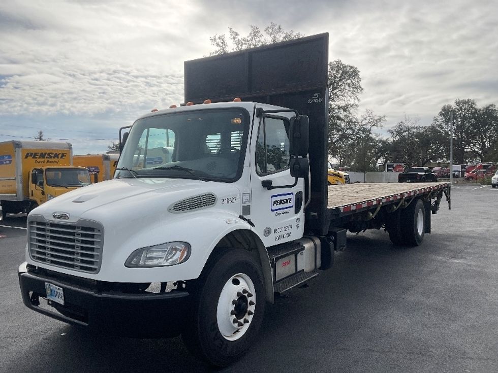 2019 Freightliner M2 106 Medium Duty photo 3