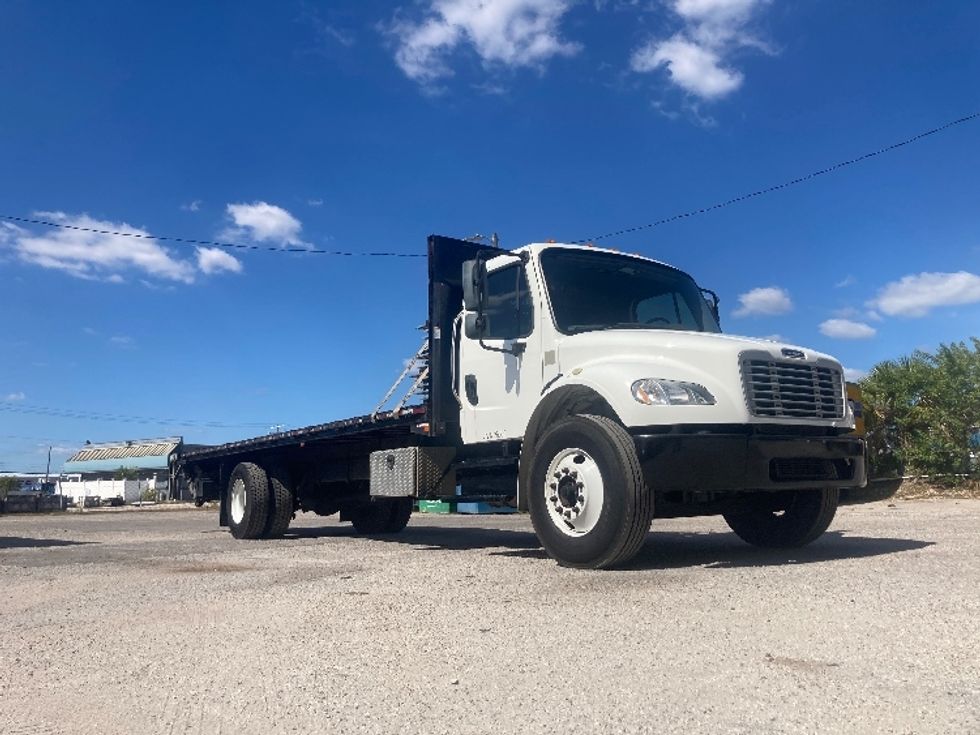 Flatbed Truck-Light and Medium Duty Trucks-Freightliner-2019-M2-Tampa-FL-130,806\n\t\tmiles-$ 55,500 - Image 1