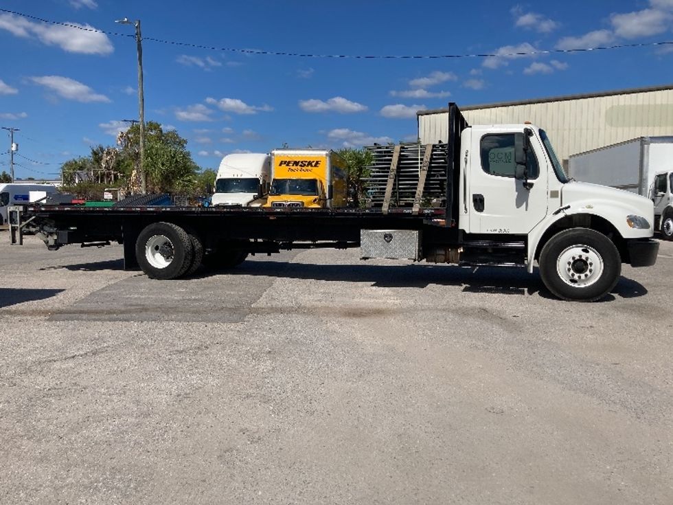 Flatbed Truck-Light and Medium Duty Trucks-Freightliner-2019-M2-Tampa-FL-130,806\n\t\tmiles-$ 55,500 - Image 15