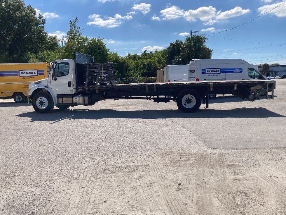 Flatbed Truck-Light and Medium Duty Trucks-Freightliner-2019-M2-Tampa-FL-130,806\n\t\tmiles-$ 55,500 - Image 4