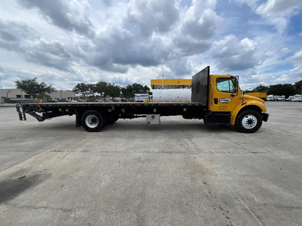 Flatbed Truck-Light and Medium Duty Trucks-Freightliner-2019-M2-Tampa-FL-142,986\n\t\tmiles-$ 49,750 - Image 10