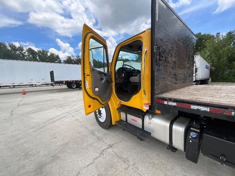 Flatbed Truck-Light and Medium Duty Trucks-Freightliner-2019-M2-Tampa-FL-142,986\n\t\tmiles-$ 49,750 - Image 11