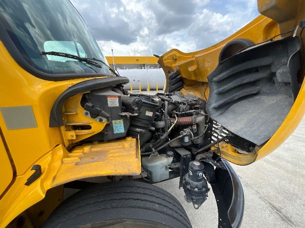 Flatbed Truck-Light and Medium Duty Trucks-Freightliner-2019-M2-Tampa-FL-142,986\n\t\tmiles-$ 49,750 - Image 18