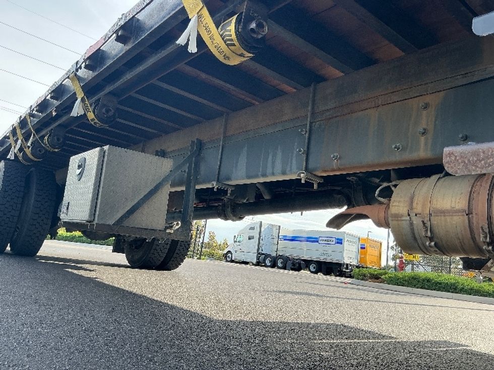 Flatbed Truck-Light and Medium Duty Trucks-Freightliner-2019-M2-Tampa-FL-146,769\n\t\tmiles-$ 57,750 - Image 10