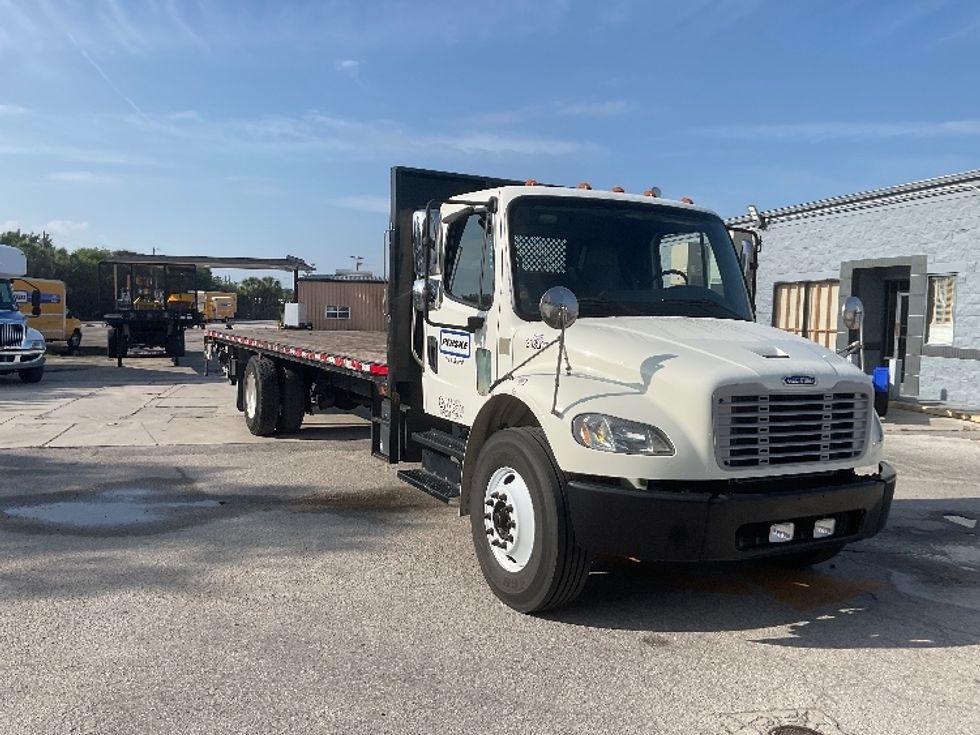 Flatbed Truck-Light and Medium Duty Trucks-Freightliner-2019-M2-Tampa-FL-147,412\n\t\tmiles-$ 52,750 - Image 1