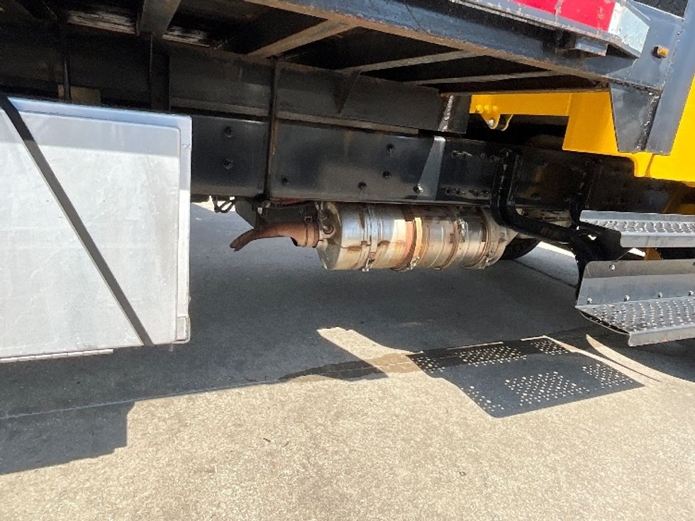 Flatbed Truck-Light and Medium Duty Trucks-Freightliner-2019-M2-Tampa-FL-175,125\n\t\tmiles-$ 46,500 - Image 13