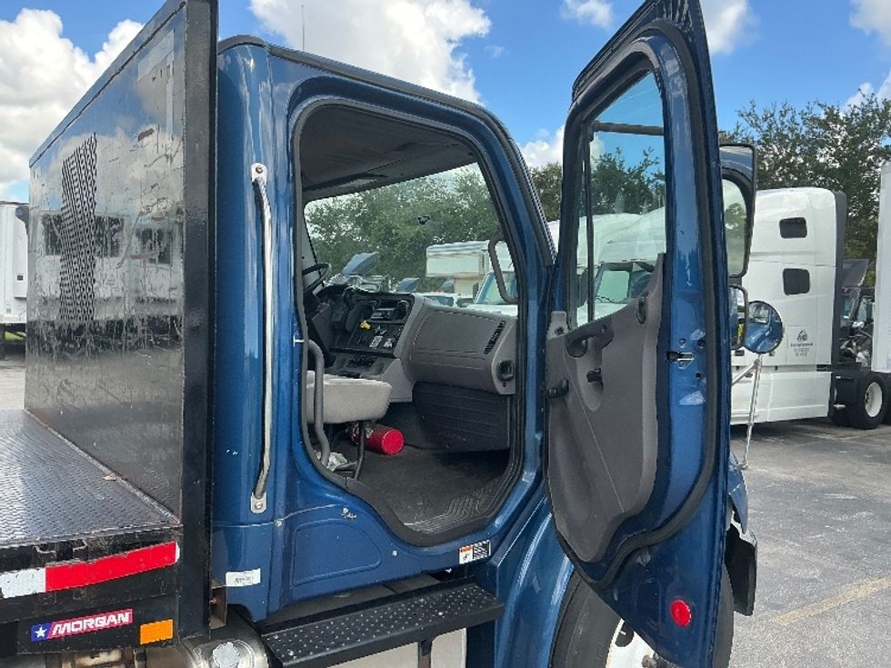 Flatbed Truck-Light and Medium Duty Trucks-Freightliner-2019-M2-Tampa-FL-178,740\n\t\tmiles-$ 51,000 - Image 14