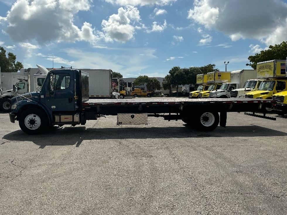 Flatbed Truck-Light and Medium Duty Trucks-Freightliner-2019-M2-Tampa-FL-178,740\n\t\tmiles-$ 51,000 - Image 4