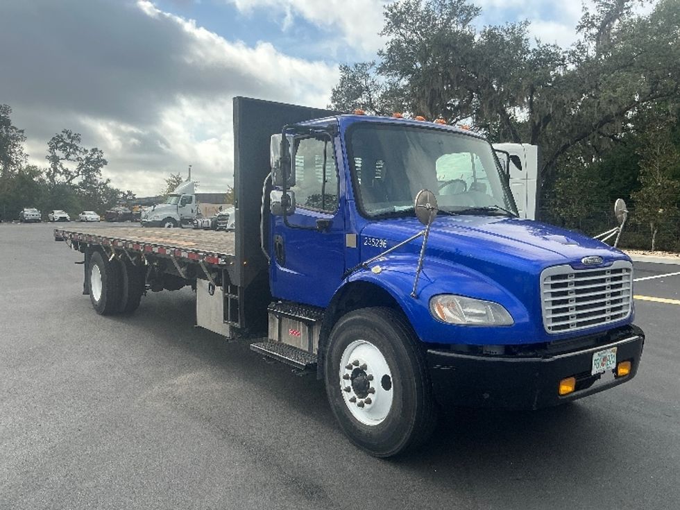 Flatbed Truck-Light and Medium Duty Trucks-Freightliner-2019-M2-Tampa-FL-380,250\n\t\tmiles-$ 21,250 - Image 1