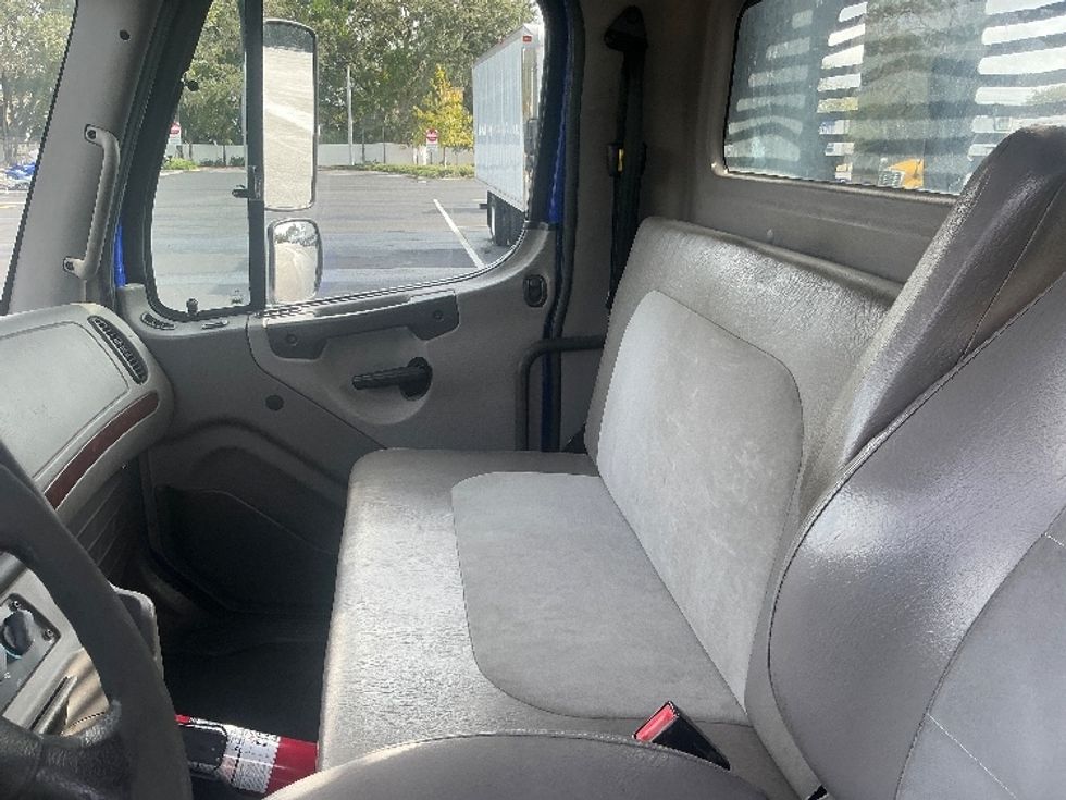 Flatbed Truck-Light and Medium Duty Trucks-Freightliner-2019-M2-Tampa-FL-380,250\n\t\tmiles-$ 21,250 - Image 14