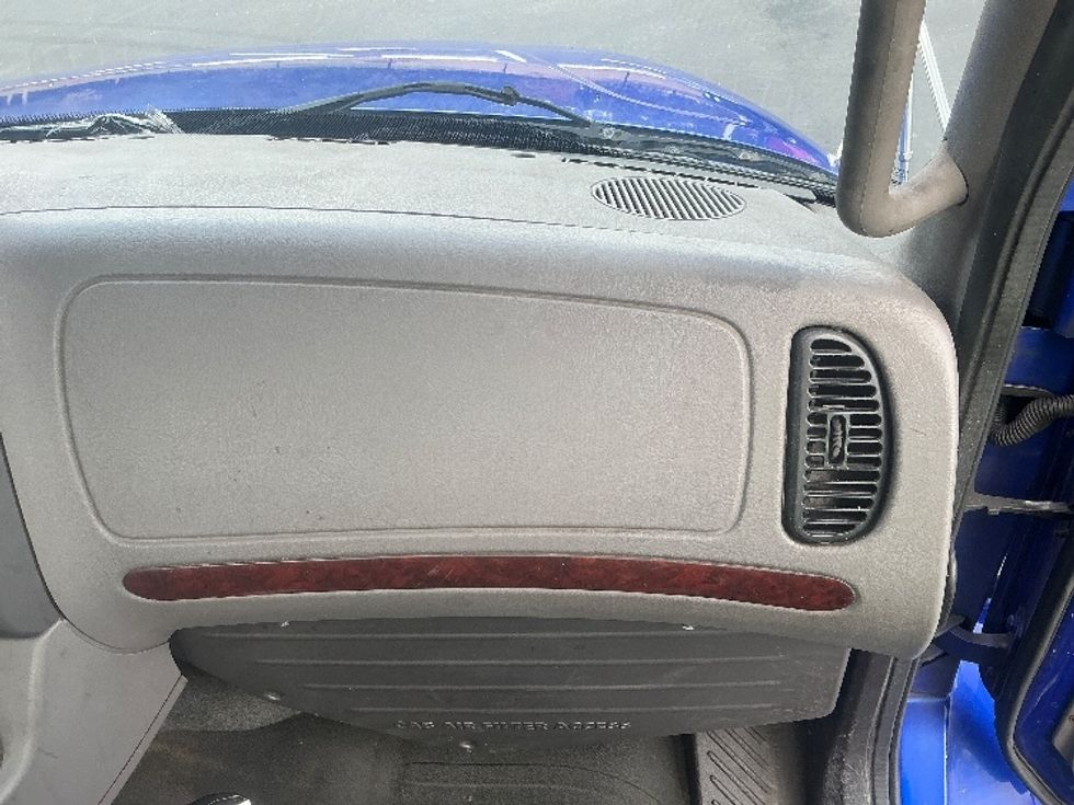 Flatbed Truck-Light and Medium Duty Trucks-Freightliner-2019-M2-Tampa-FL-380,250\n\t\tmiles-$ 21,250 - Image 16