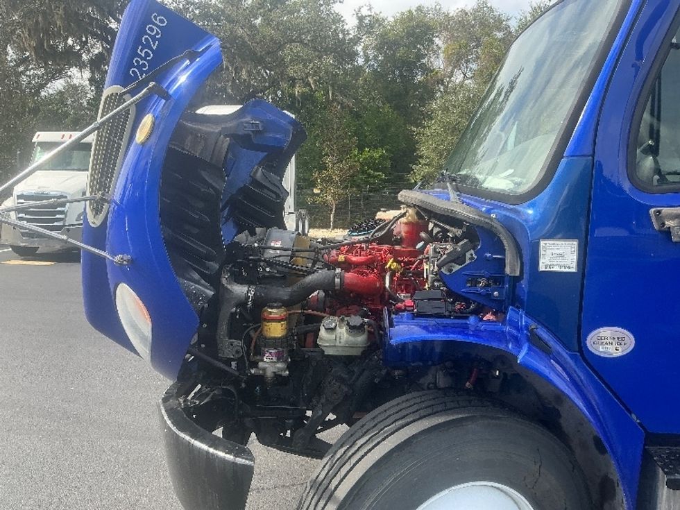 Flatbed Truck-Light and Medium Duty Trucks-Freightliner-2019-M2-Tampa-FL-380,250\n\t\tmiles-$ 21,250 - Image 19