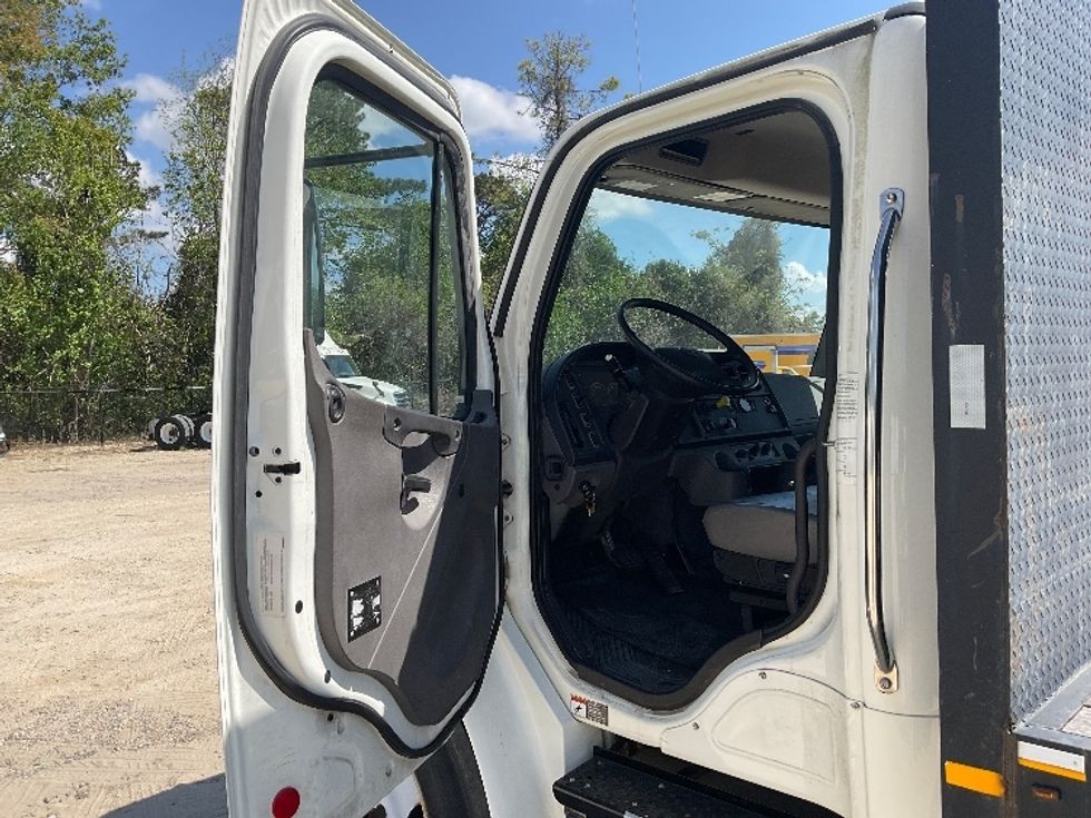 Flatbed Truck-Light and Medium Duty Trucks-Freightliner-2019-M2-Tifton-GA-71,603\n\t\tmiles-$ 59,250 - Image 12