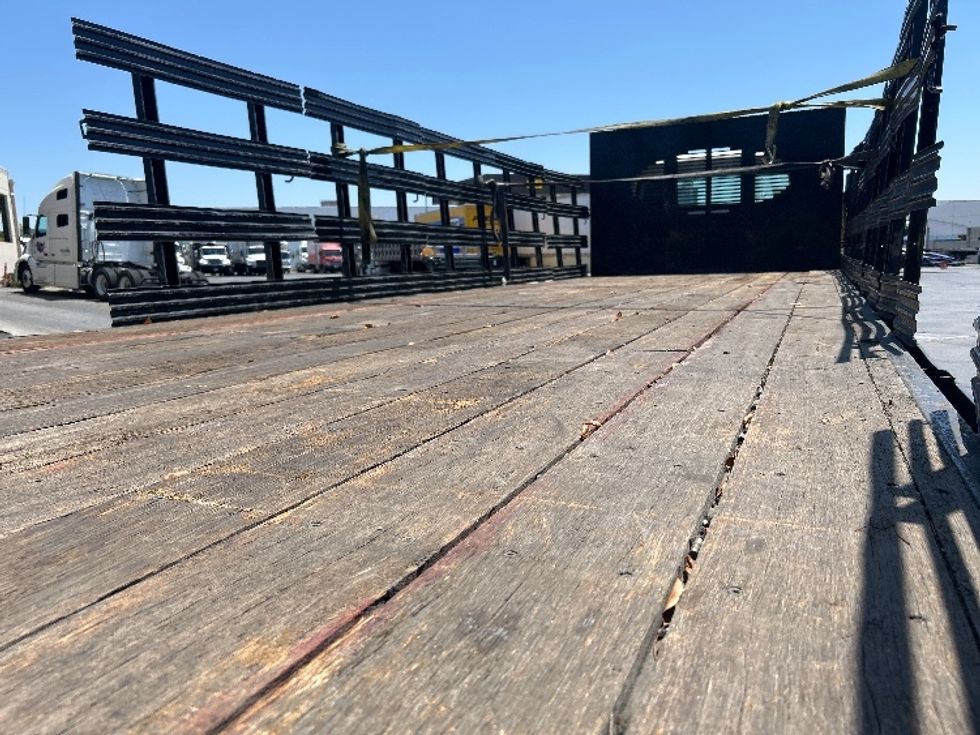 Flatbed Truck-Light and Medium Duty Trucks-Freightliner-2019-M2-Torrance-CA-106,636\n\t\tmiles-$ 59,000 - Image 12