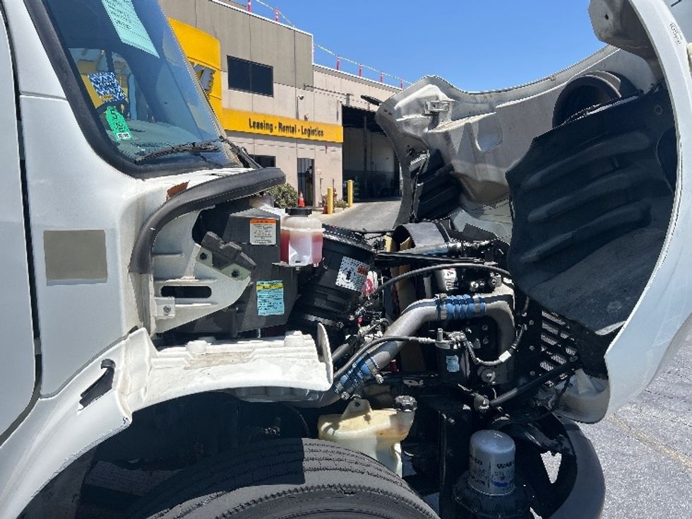 Flatbed Truck-Light and Medium Duty Trucks-Freightliner-2019-M2-Torrance-CA-106,636\n\t\tmiles-$ 59,000 - Image 22