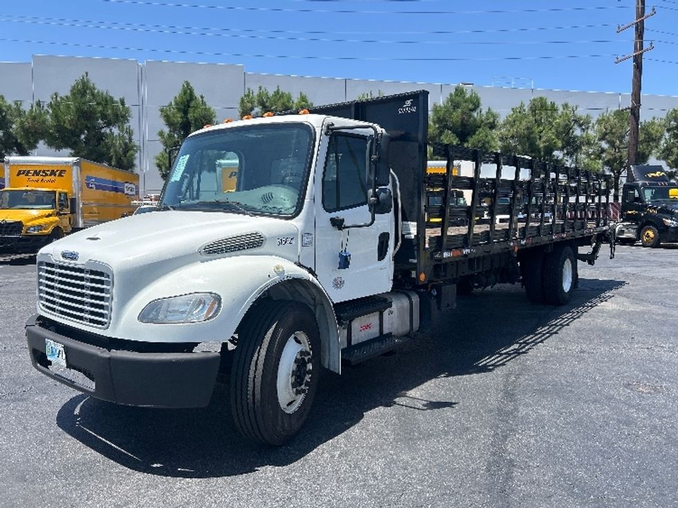 Flatbed Truck-Light and Medium Duty Trucks-Freightliner-2019-M2-Torrance-CA-106,636\n\t\tmiles-$ 59,000 - Image 3