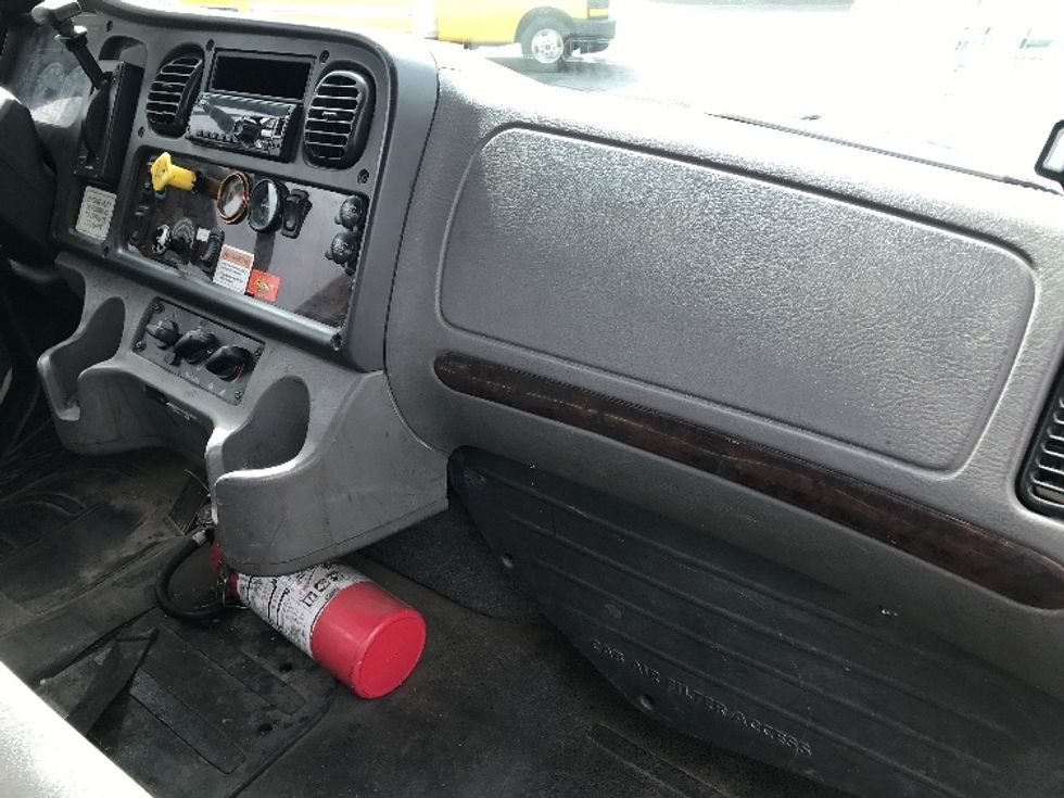 Flatbed Truck-Light and Medium Duty Trucks-Freightliner-2019-M2-Torrance-CA-120,334\n\t\tmiles-$ 66,750 - Image 21