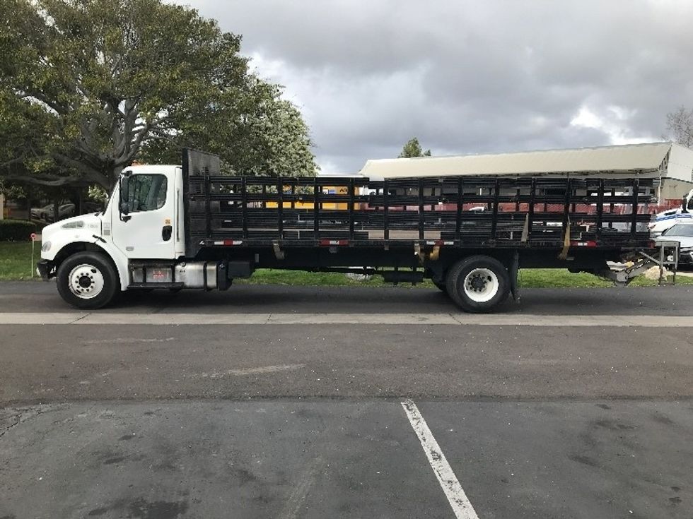 Flatbed Truck-Light and Medium Duty Trucks-Freightliner-2019-M2-Torrance-CA-120,334\n\t\tmiles-$ 66,750 - Image 4