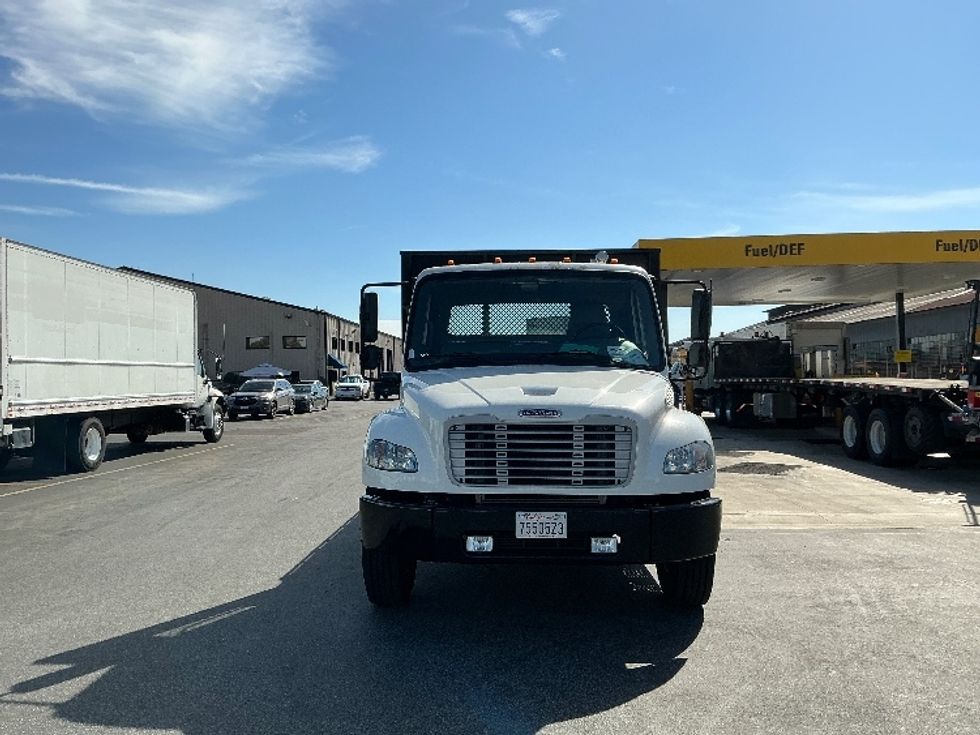 Flatbed Truck-Light and Medium Duty Trucks-Freightliner-2019-M2-Torrance-CA-124,169\n\t\tmiles-$ 47,000 - Image 2