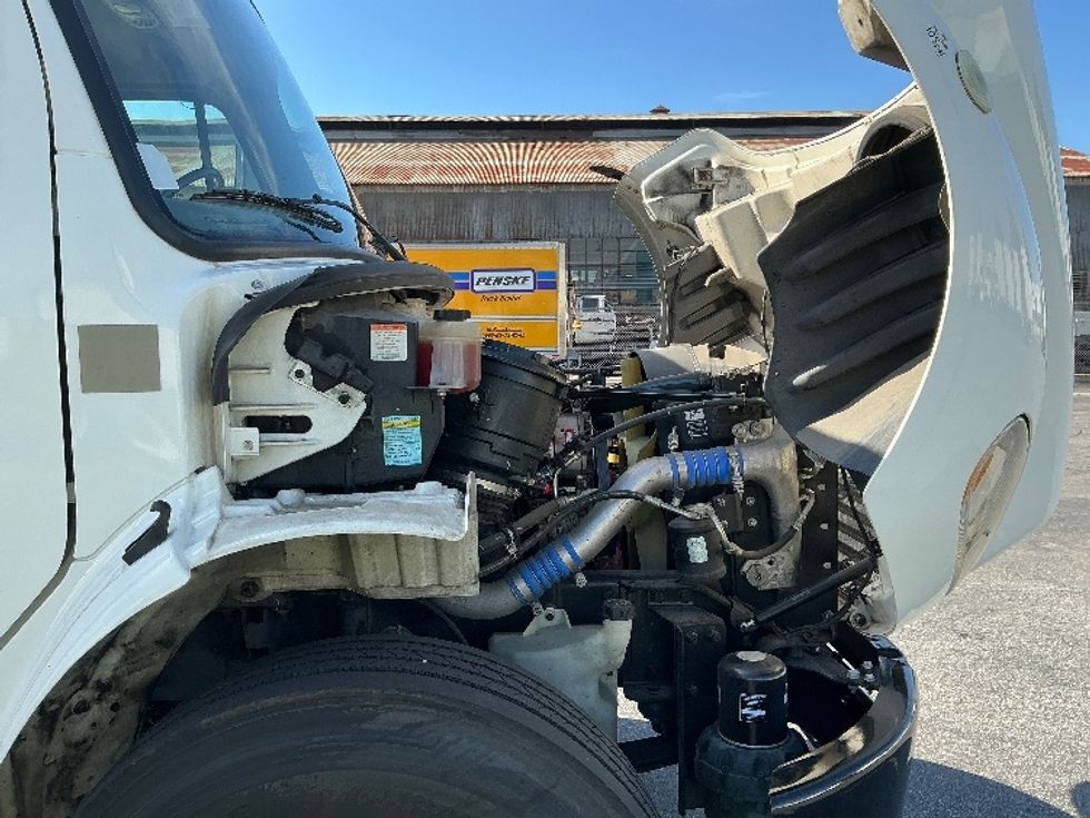 Flatbed Truck-Light and Medium Duty Trucks-Freightliner-2019-M2-Torrance-CA-124,169\n\t\tmiles-$ 47,000 - Image 23