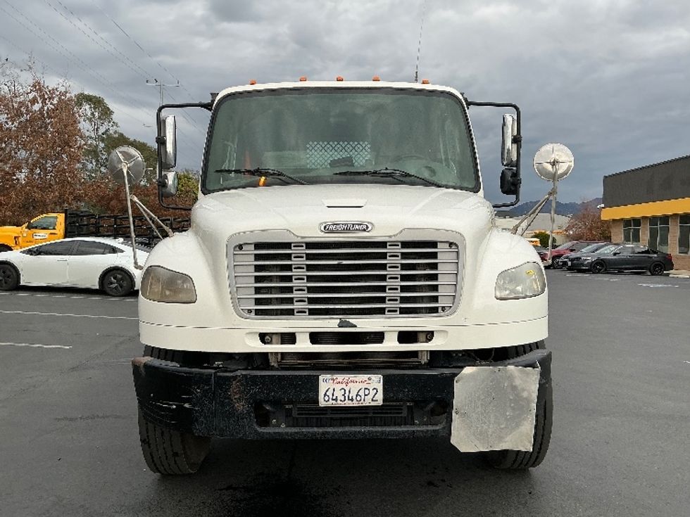 Flatbed Truck-Light and Medium Duty Trucks-Freightliner-2019-M2-Torrance-CA-127,058\n\t\tmiles-$ 72,000 - Image 2