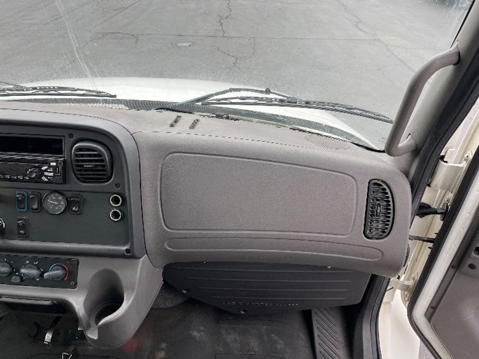 Flatbed Truck-Light and Medium Duty Trucks-Freightliner-2019-M2-Torrance-CA-141,249\n\t\tmiles-$ 43,250 - Image 21