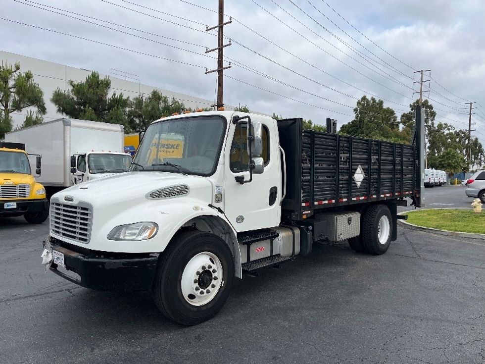 Flatbed Truck-Light and Medium Duty Trucks-Freightliner-2019-M2-Torrance-CA-141,249\n\t\tmiles-$ 43,250 - Image 3