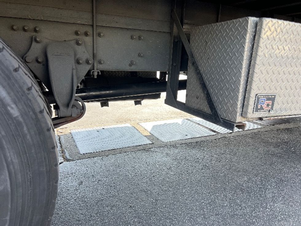 Flatbed Truck-Light and Medium Duty Trucks-Freightliner-2019-M2-Torrance-CA-146,817\n\t\tmiles-$ 40,000 - Image 13