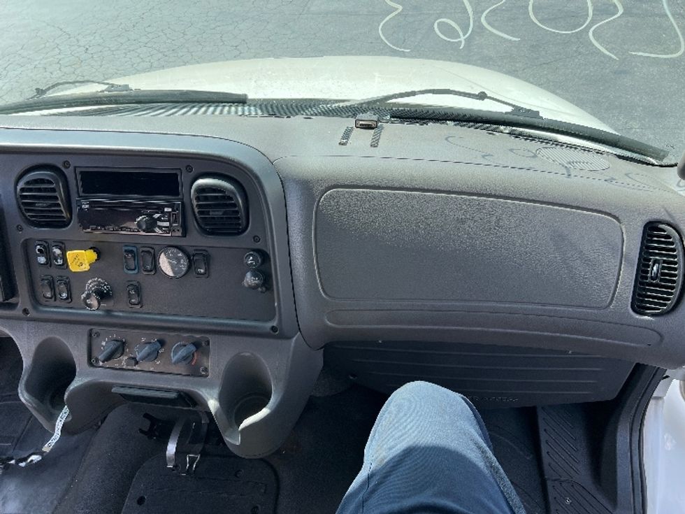 Flatbed Truck-Light and Medium Duty Trucks-Freightliner-2019-M2-Torrance-CA-146,817\n\t\tmiles-$ 40,000 - Image 20