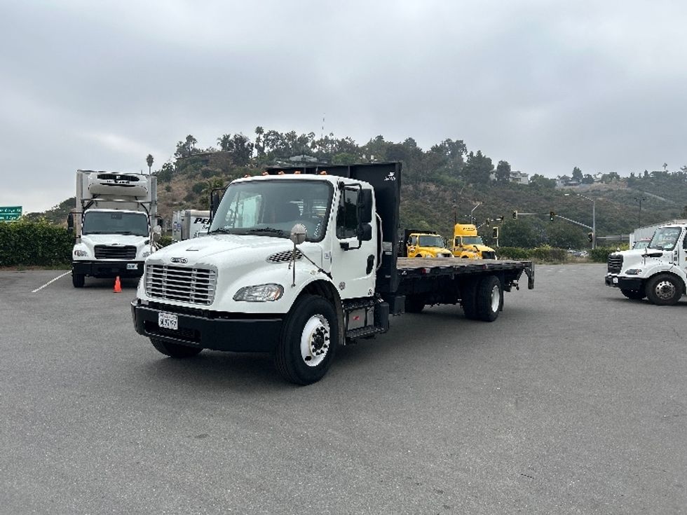 Flatbed Truck-Light and Medium Duty Trucks-Freightliner-2019-M2-Torrance-CA-146,912\n\t\tmiles-$ 50,750 - Image 3